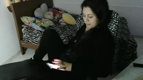 thania      sometimes in the company of Alan and Maria online show from 01/11/25, 10:18