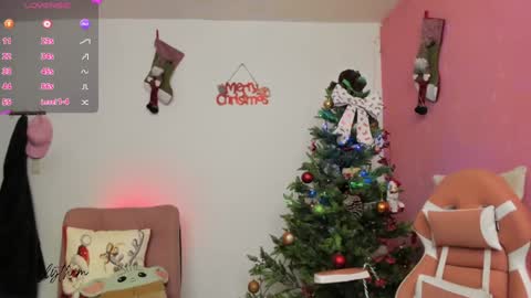 thamara_cooper_ online show from 12/19/24, 09:49