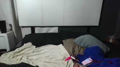 thamtsho1108 online show from 10/18/25, 05:03