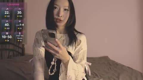 Snapshot of thanos_world1321002 chatting on 09/18/25, 09:39 thanos_world1321002 online show from 09/18/25, 09:39