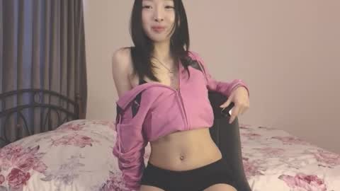 Snapshot of thanos_world1321002 chatting on 10/05/25, 05:50 thanos_world1321002 online show from 10/05/25, 05:50