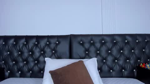 thara webstter online show from 10/21/25, 12:06