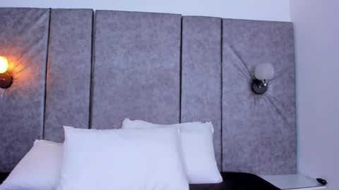 thara webstter online show from 11/19/25, 11:32