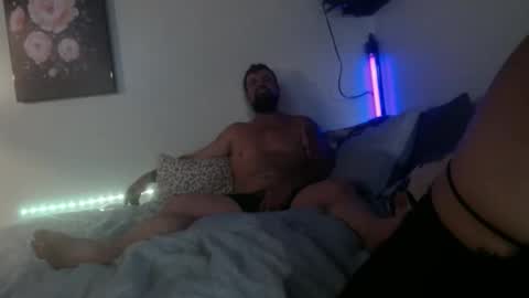 Snapshot of thatcouple22 chatting on 09/22/25, 08:27 thatcouple22 online show from 09/22/25, 08:27