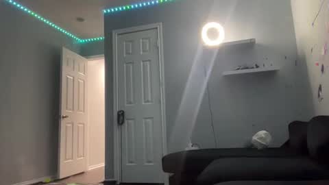 ThatDomHtx online show from 11/16/25, 12:44