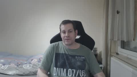 Snapshot of thatguyyeahhim chatting on 01/18/25, 02:25 thatguyyeahhim online show from 01/18/25, 02:25