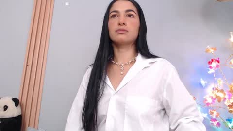 THAYSSA ROSS online show from 04/02/26, 02:58