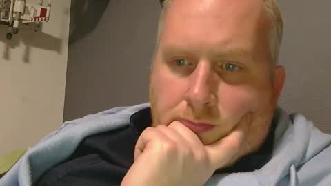 the007146368 online show from 12/15/25, 07:40