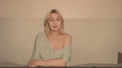 Eva online show from 11/13/25, 11:14