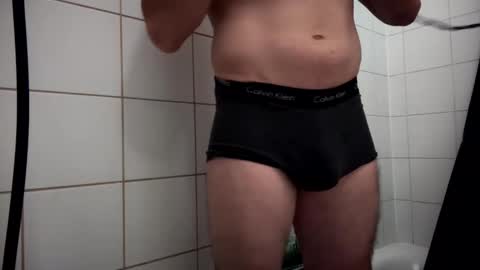 the_delicious_19 online show from 10/16/25, 04:30