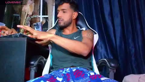 the dog lian online show from 04/18/26, 07:07