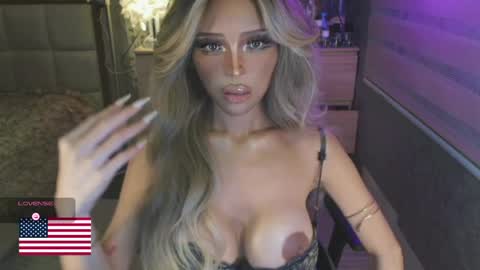Snapshot of the_enchantressxx chatting on 05/29/26, 01:31 nabi butterfly online show from 05/29/26, 01:31