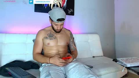 Snapshot of the_golden_boys chatting on 03/02/25, 01:15 SCOTT THEO KAMERON GENDERSON online show from 03/02/25, 01:15
