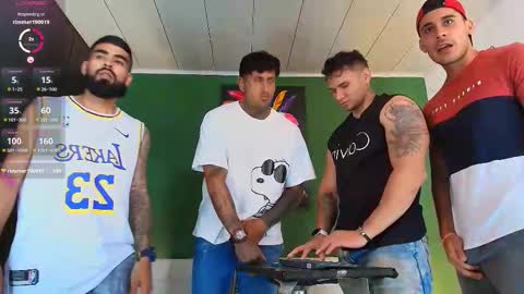 SCOTT  THEO  KAMERON  GENDERSON online show from 12/01/25, 10:04