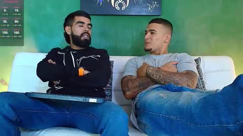 SCOTT  THEO  KAMERON  GENDERSON online show from 02/17/26, 01:51