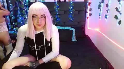 Snapshot of the_lesbian_game chatting on 01/10/25, 03:50 the_lesbian_game online show from 01/10/25, 03:50