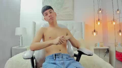   T H E    M A R K   K I N G online show from 07/22/26, 05:49