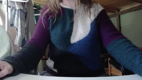 Ekye online show from 09/19/25, 09:22