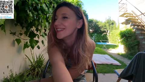 Anna online show from 10/01/25, 07:09