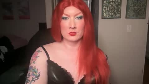 Snapshot of the_riley_jay chatting on 05/22/26, 02:40 the_riley_jay online show from 05/22/26, 02:40