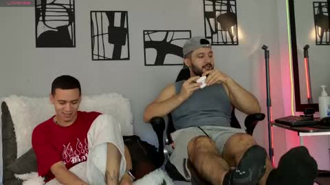Snapshot of the_suite_boys chatting on 03/30/26, 03:40 Damian and Nico online show from 03/30/26, 03:40