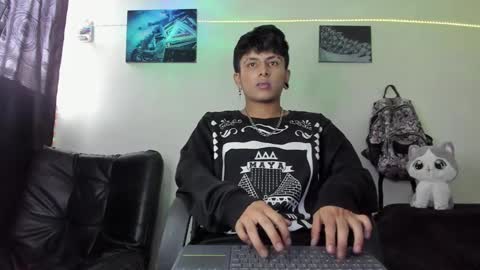 Snapshot of the_weed_guys chatting on 12/20/24, 09:39 Danny online show from 12/20/24, 09:39