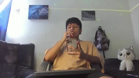 Snapshot of the_weed_guys chatting on 01/07/25, 06:56 Danny online show from 01/07/25, 06:56