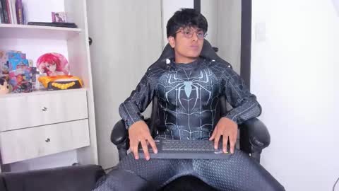 Snapshot of the_weed_guys chatting on 10/31/25, 10:00 Danny online show from 10/31/25, 10:00