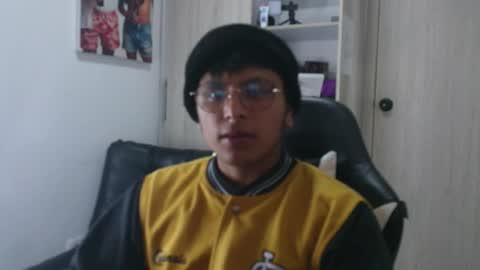 Snapshot of the_weed_guys chatting on 12/17/25, 03:12 Danny online show from 12/17/25, 03:12