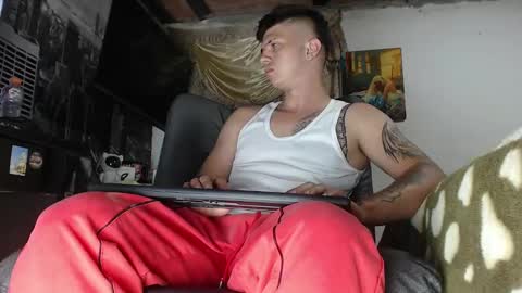 Miguel Angel online show from 02/10/25, 03:24
