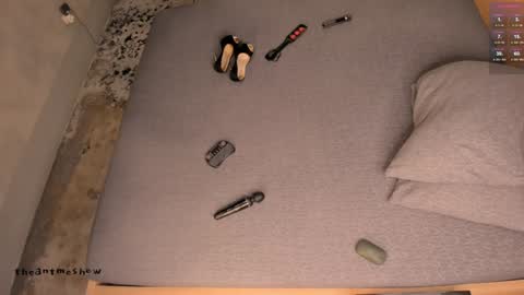 Snapshot of theanytimeshow chatting on 09/22/25, 07:05 Anny online show from 09/22/25, 07:05