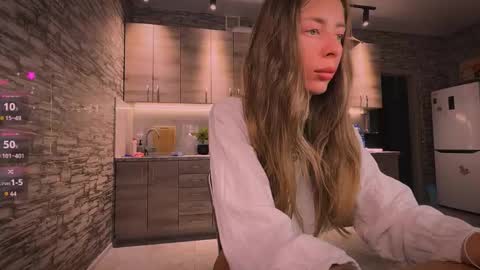 J online show from 09/08/25, 05:45