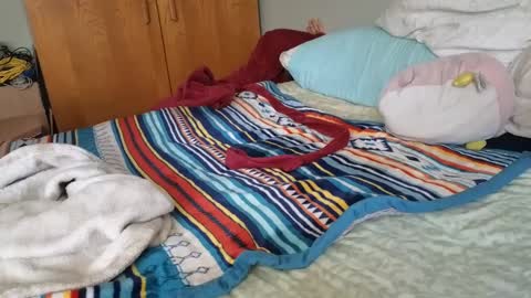 Snapshot of theauroramae chatting on 10/05/25, 05:22 theauroramae - online show from 10/05/25, 05:22