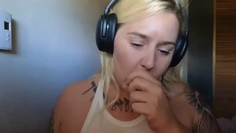 theauroramae -  online show from 06/11/26, 10:30