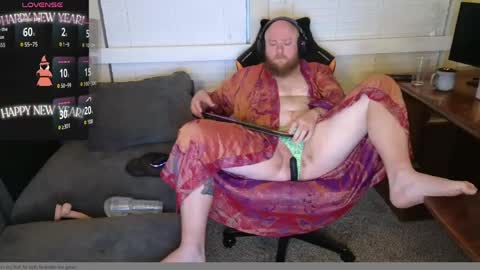 Snapshot of theballboy chatting on 04/28/26, 10:20 theballboy online show from 04/28/26, 10:20