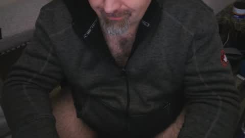 Snapshot of thebearking69 chatting on 12/03/24, 07:10 The Bear King online show from 12/03/24, 07:10