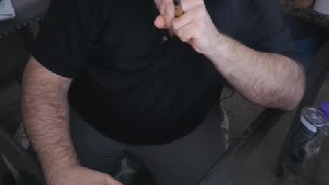 Snapshot of thebearking69 chatting on 01/04/25, 04:23 The Bear King online show from 01/04/25, 04:23