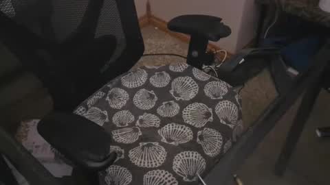 Snapshot of thebearking69 chatting on 01/05/25, 05:51 The Bear King online show from 01/05/25, 05:51