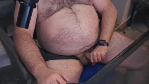 Snapshot of thebearking69 chatting on 12/02/25, 08:08 The Bear King online show from 12/02/25, 08:08