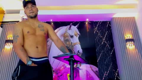 Snapshot of thebigdanni chatting on 01/08/26, 08:22 DEAN AND MARY online show from 01/08/26, 08:22