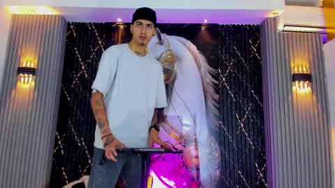 Snapshot of thebigdanni chatting on 01/10/26, 12:40 DEAN AND MARY online show from 01/10/26, 12:40