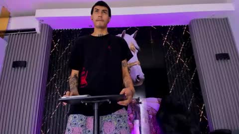 Snapshot of thebigdanni chatting on 02/15/26, 12:25 DEAN AND MARY online show from 02/15/26, 12:25