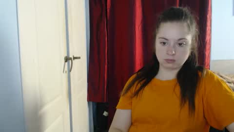 Snapshot of theblackdiamond194588 chatting on 09/11/25, 09:53 raissa online show from 09/11/25, 09:53