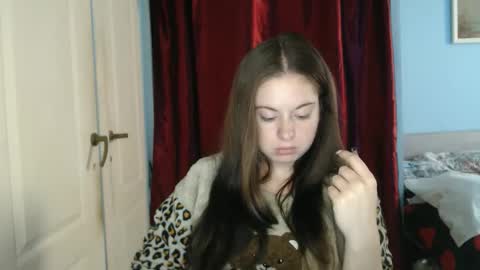 Snapshot of theblackdiamond194588 chatting on 10/23/25, 10:36 raissa online show from 10/23/25, 10:36