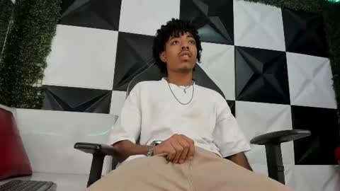Snapshot of theblackflavor chatting on 07/21/26, 01:57 Flavor online show from 07/21/26, 01:57