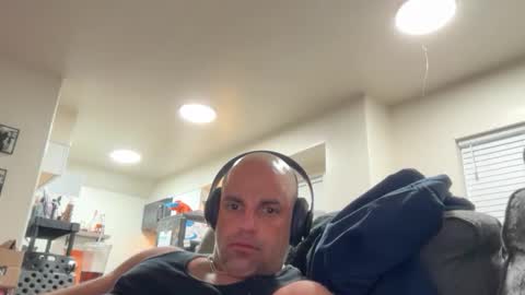 theBuzz777 online show from 12/03/25, 12:18