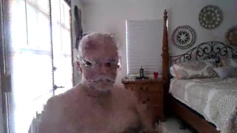 Snapshot of thecooltool_1 chatting on 05/12/26, 06:49 thecooltool_1 online show from 05/12/26, 06:49