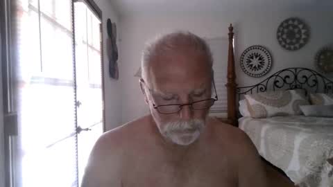 Snapshot of thecooltool_1 chatting on 05/16/26, 09:13 thecooltool_1 online show from 05/16/26, 09:13