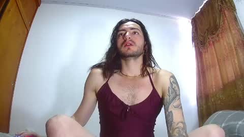 Snapshot of thecrazyadam chatting on 05/18/26, 01:39 Miguel online show from 05/18/26, 01:39