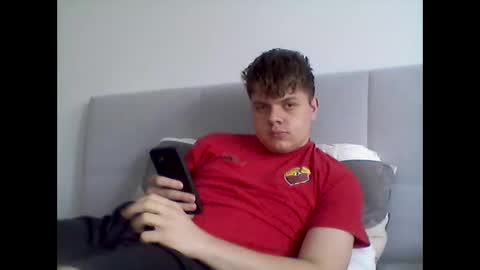 Snapshot of thecuteguy144949 chatting on 02/01/25, 08:50 thecuteguy144949 online show from 02/01/25, 08:50